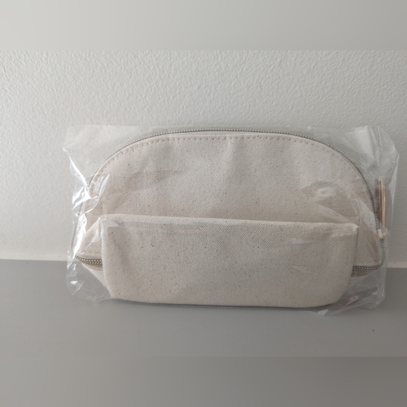 NEW Fossil makeup/accessory pouch - Picture 2 of 3